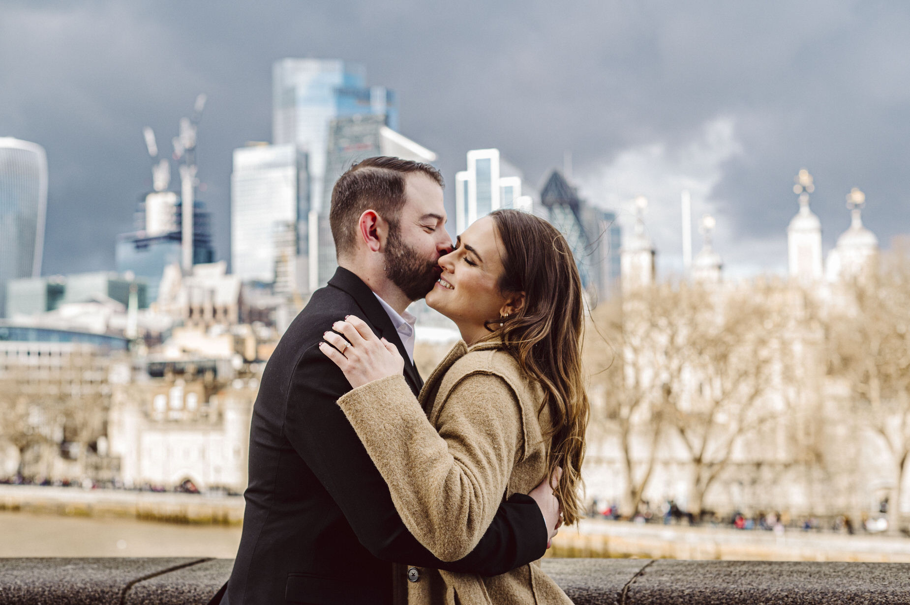 london skyline, london engagement, london elopement, st dustan in the east