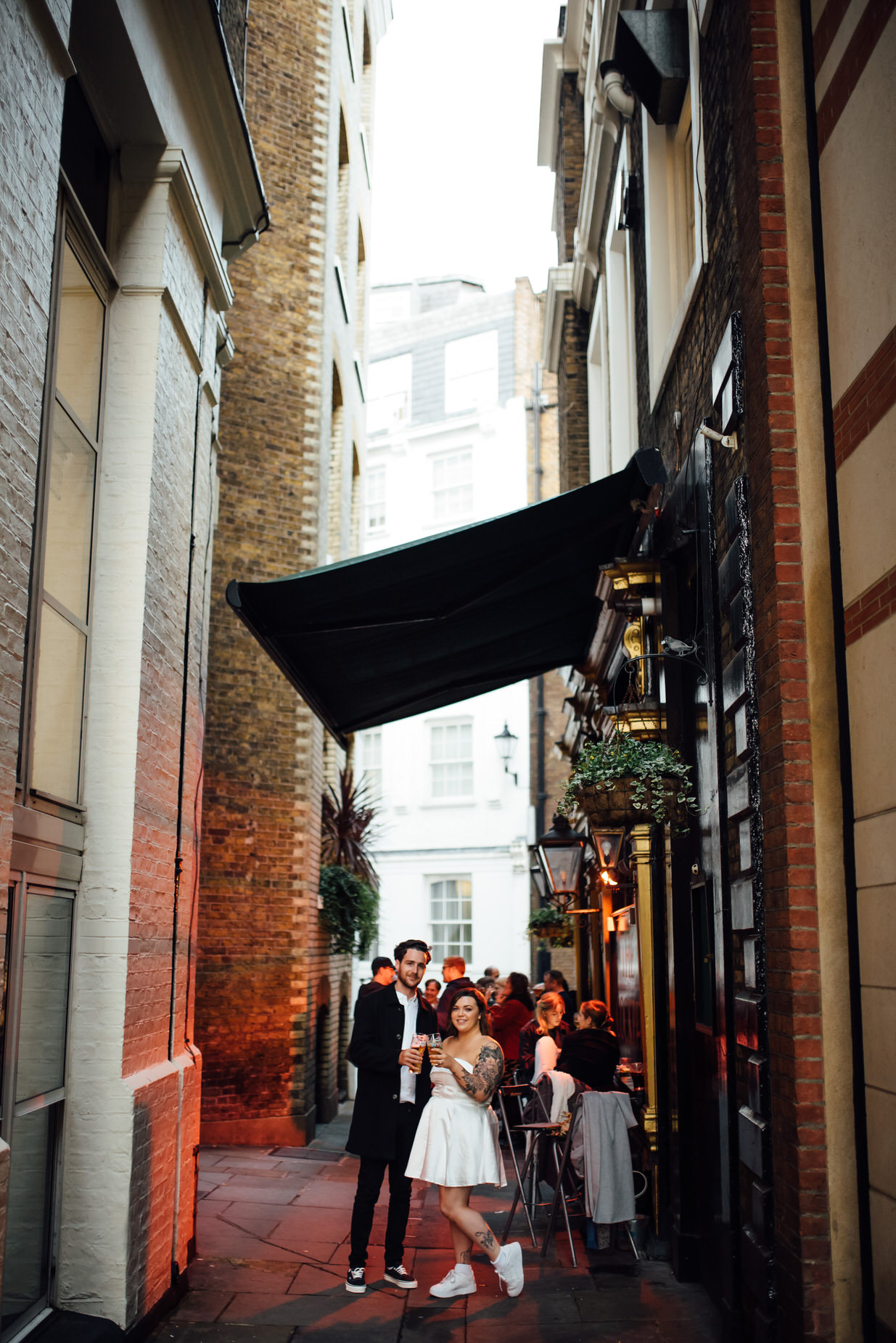 london elopement, cool wedding photography, modern wedding photography, michelle wood photographer